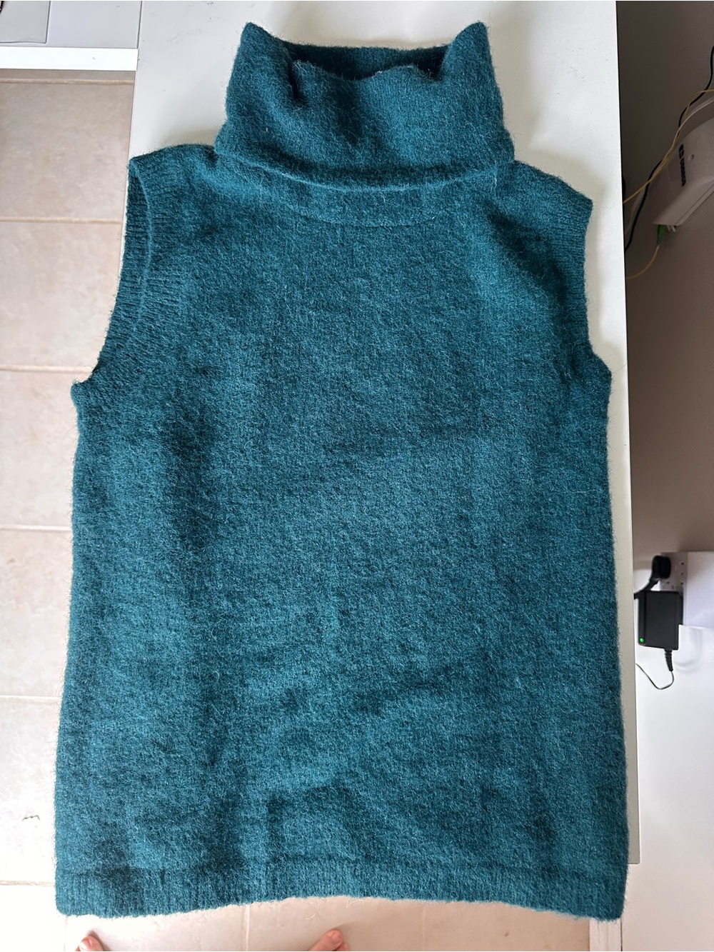 RW&CO. Sleeveless Cowl Neck Sweater Vest in Teal